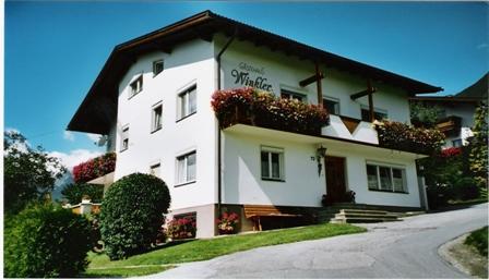 Gastehaus Winkler Ξενοδοχείο Karres Εξωτερικό φωτογραφία